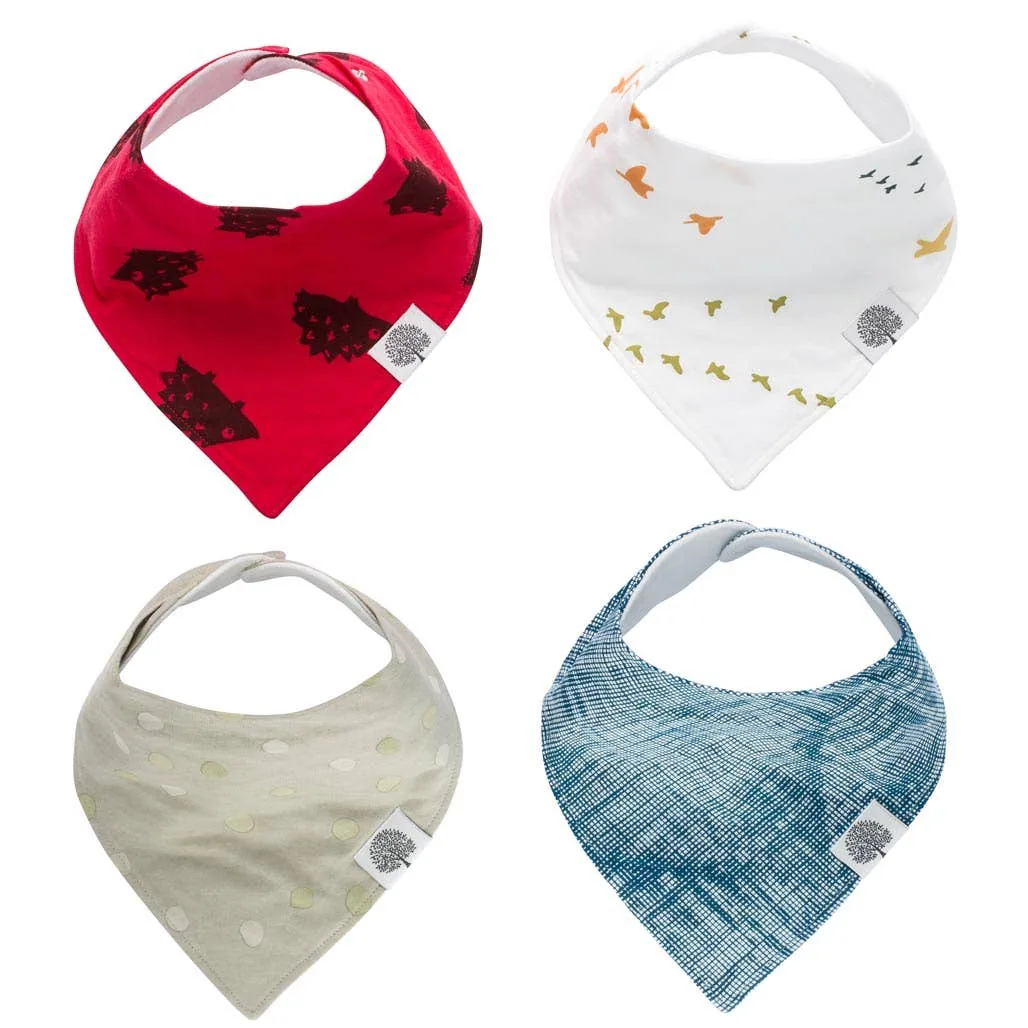 Vier gemusterte Parker Baby Co. Bandana-Lätzchen